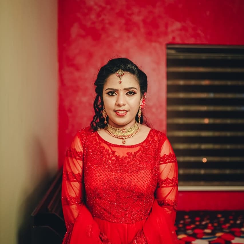 TEENS BEAUTY PARLOUR ARIYALLUR